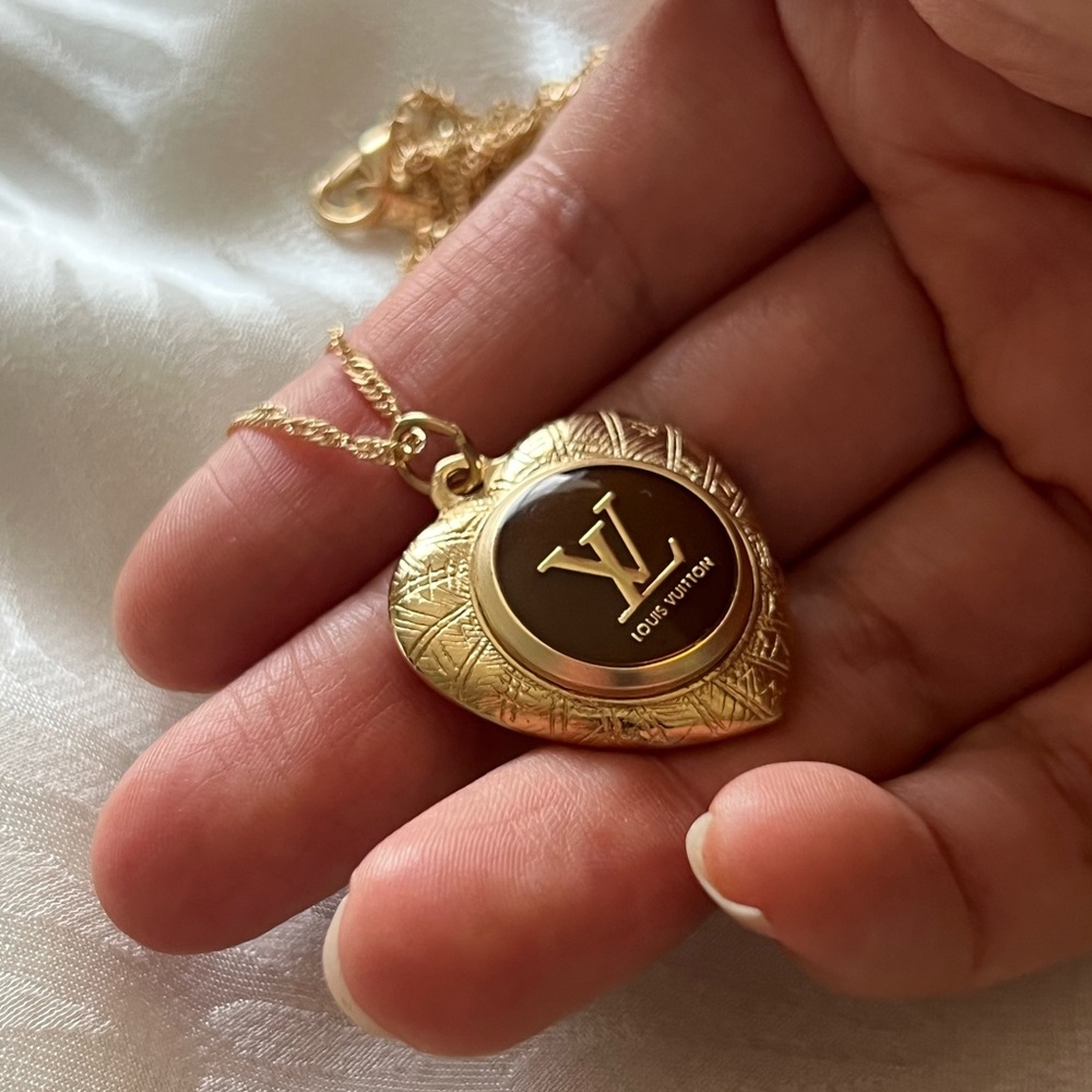Louis Vuitton Gold Heart Pendant Necklace